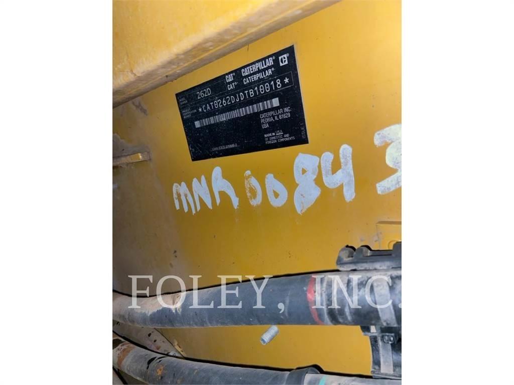 CAT 262D Smykem řízené nakladače