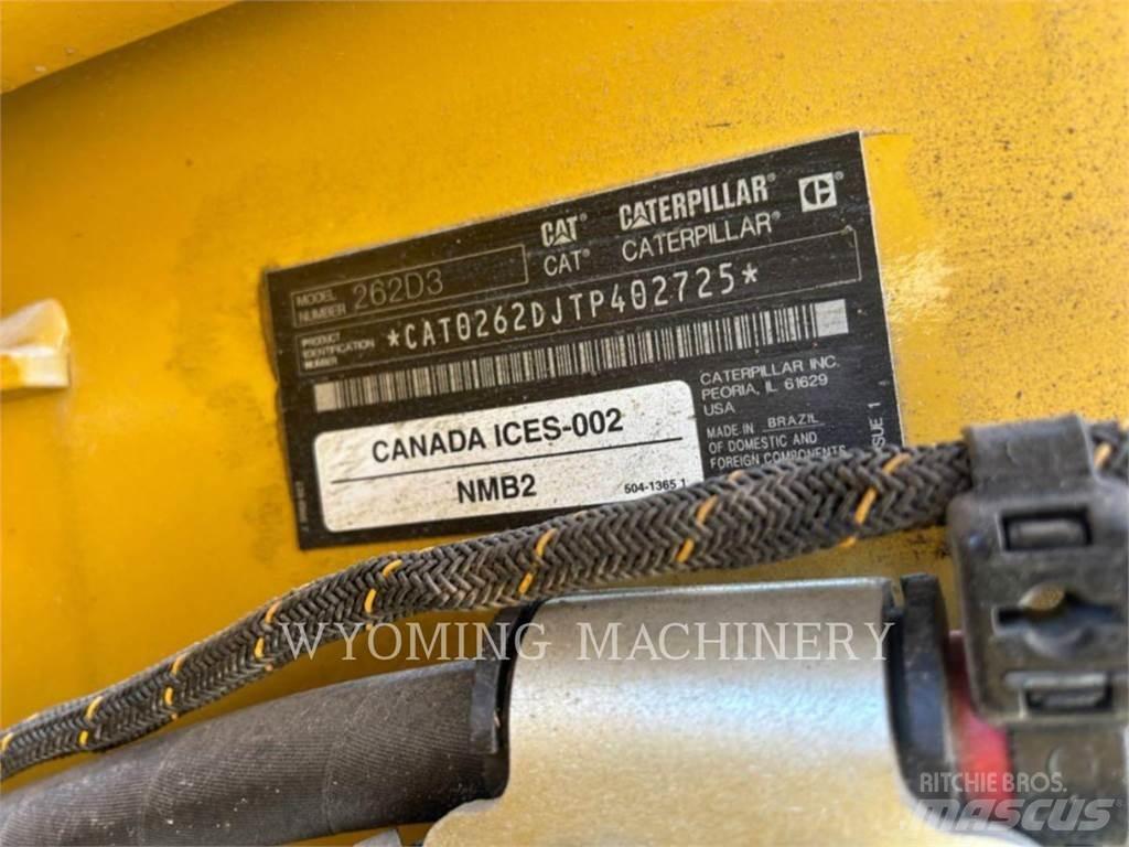 CAT 262D3 Smykem řízené nakladače