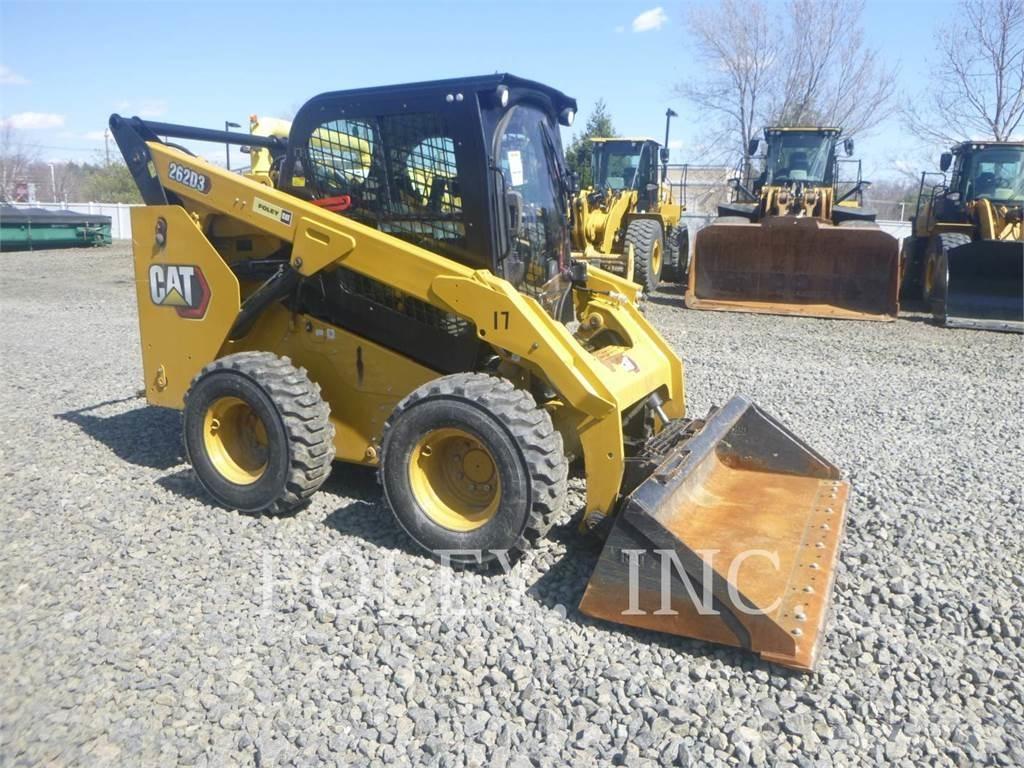 CAT 262D3 Smykem řízené nakladače