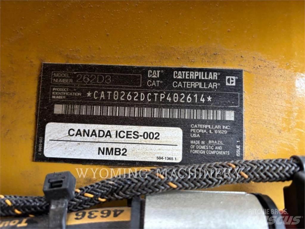 CAT 262D3 Smykem řízené nakladače