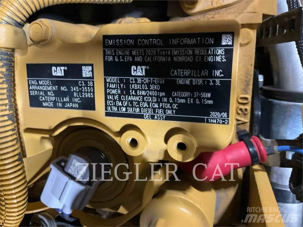 CAT 262D3 Smykem řízené nakladače