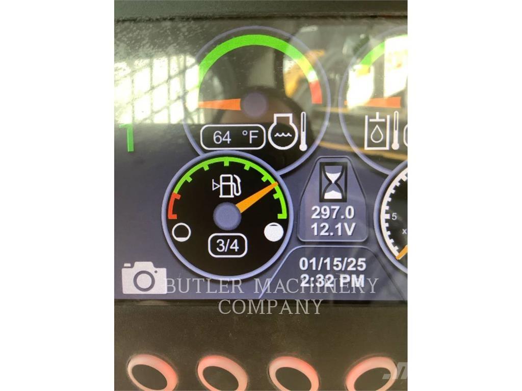 CAT 262D3 C3H3 Smykem řízené nakladače