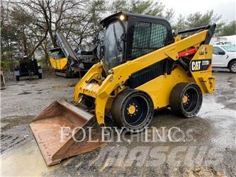 CAT 272D2 Smykem řízené nakladače