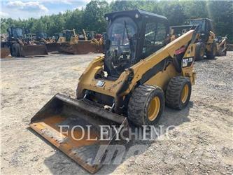 CAT 272D2 Smykem řízené nakladače