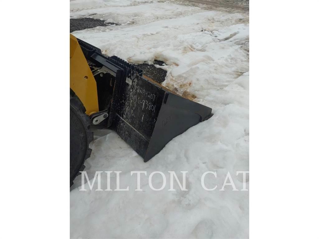 CAT 272D3XE Smykem řízené nakladače