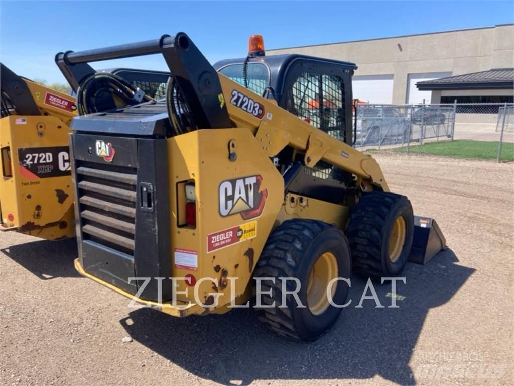 CAT 272D3XE Smykem řízené nakladače