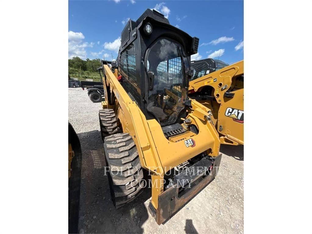 CAT 272D3XPS2C Smykem řízené nakladače