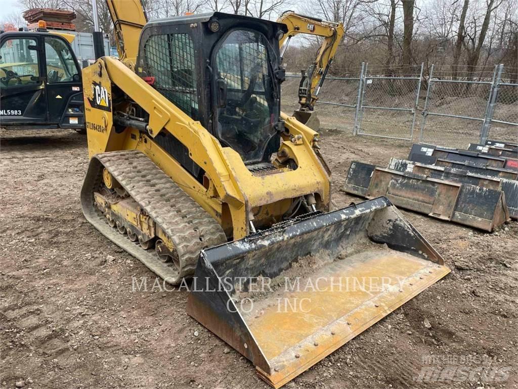 CAT 279D Pásové nakladače