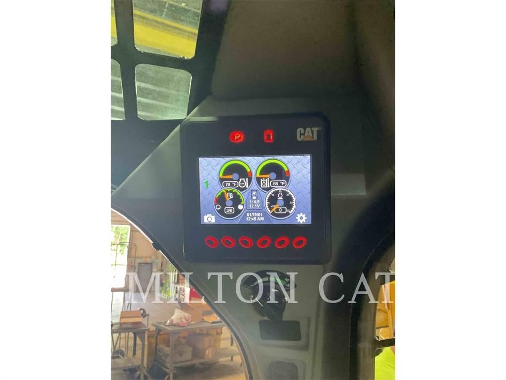 CAT 279D3 Pásové nakladače