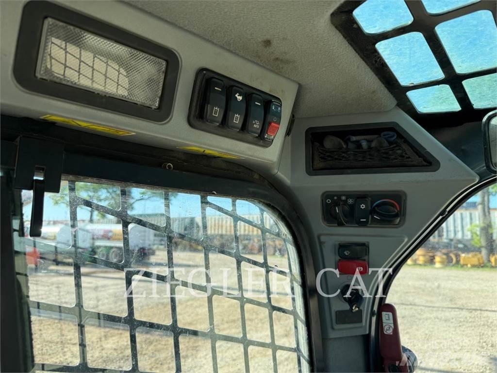 CAT 279D3 Pásové nakladače
