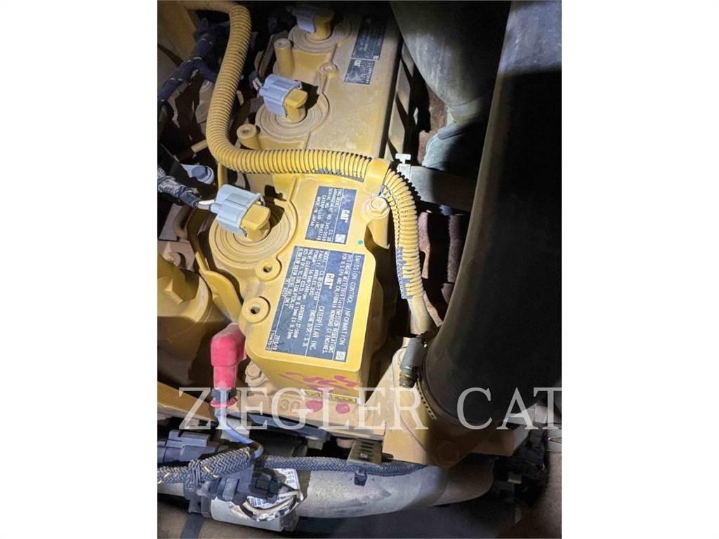 CAT 279D3 Pásové nakladače