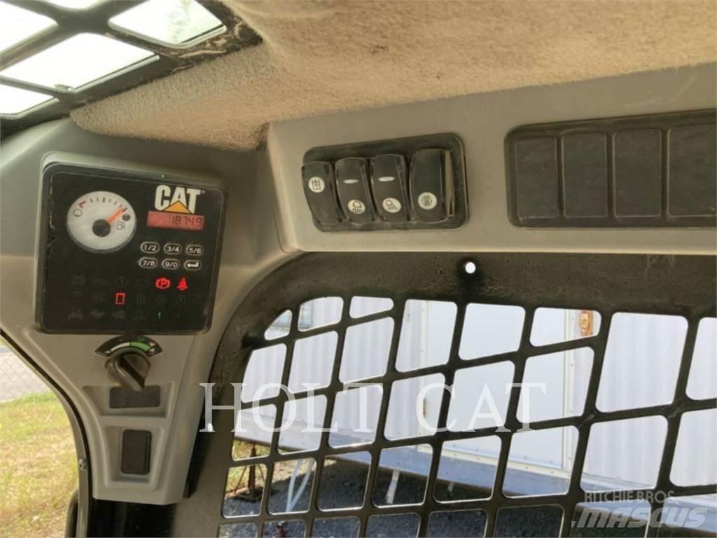 CAT 289D Pásové nakladače