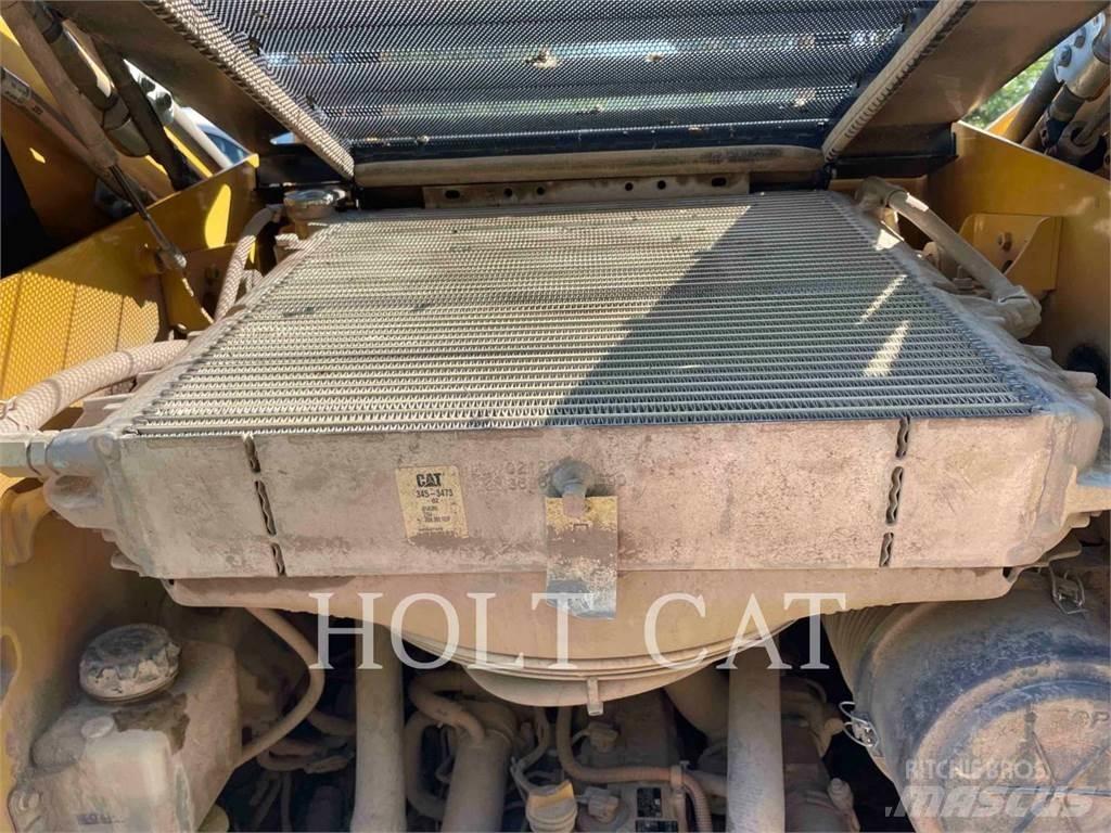 CAT 289D Smykem řízené nakladače