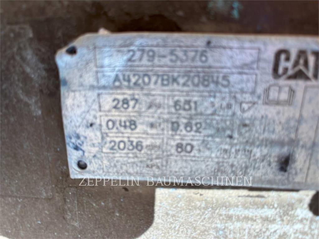 CAT 289D Smykem řízené nakladače