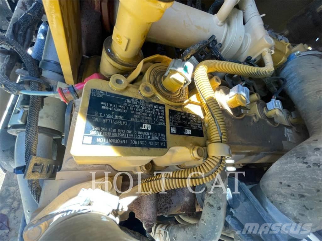 CAT 289D CAB Smykem řízené nakladače