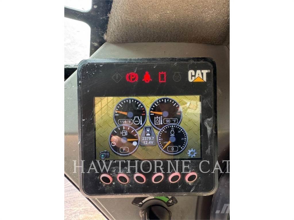 CAT 289D HF Pásové nakladače