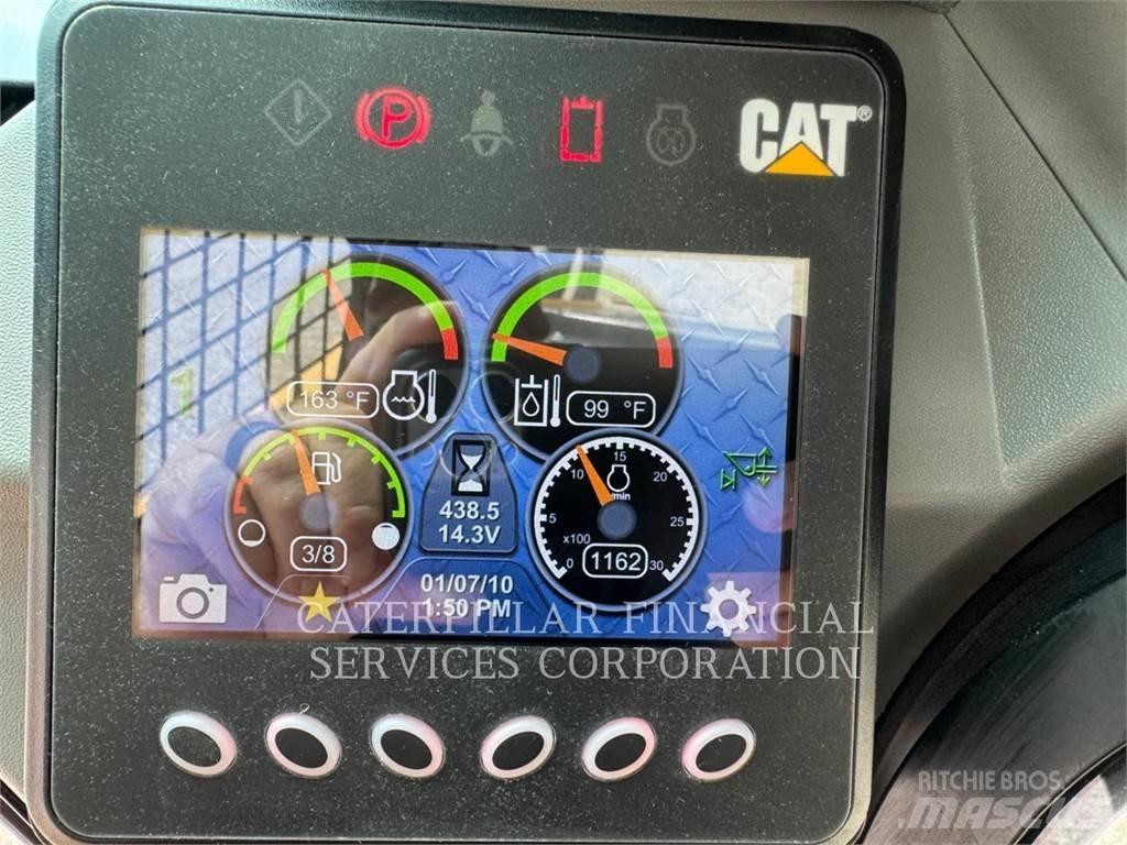 CAT 289D3 Pásové nakladače