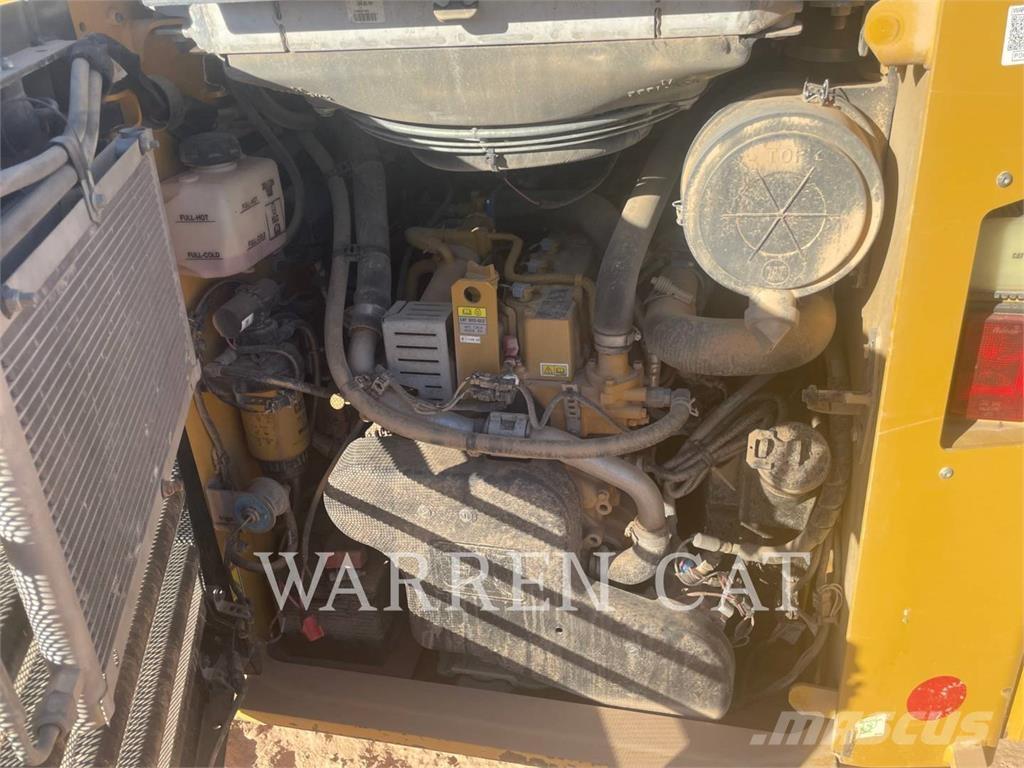 CAT 289D3 C3H3 Pásové nakladače