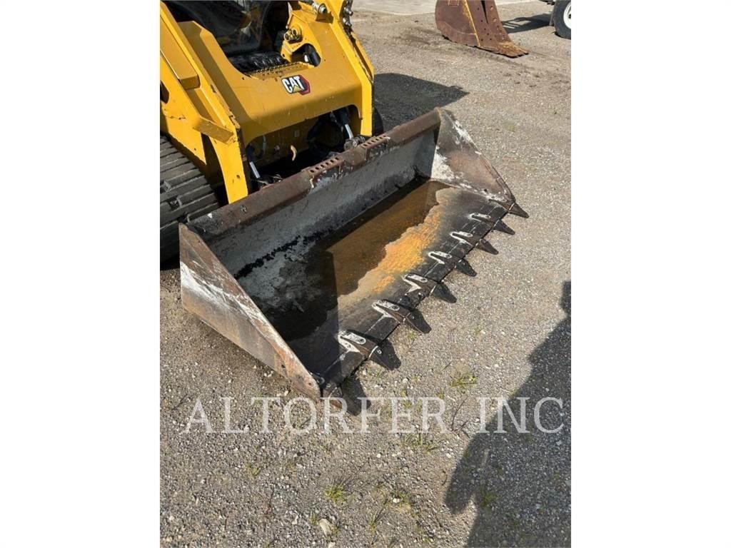 CAT 289D3 XPS Smykem řízené nakladače