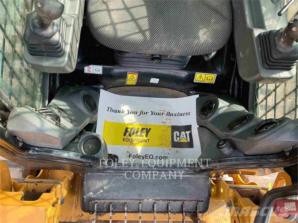 CAT 289D3XPS2C Smykem řízené nakladače