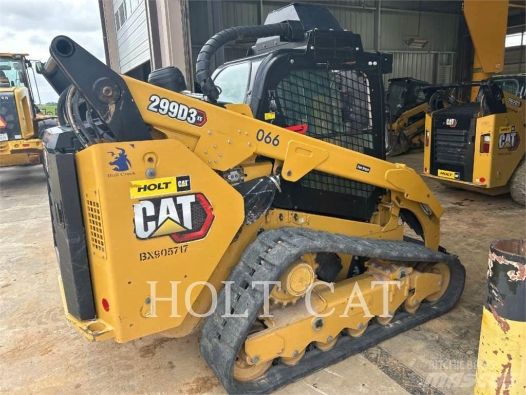 CAT 299D XHP Smykem řízené nakladače
