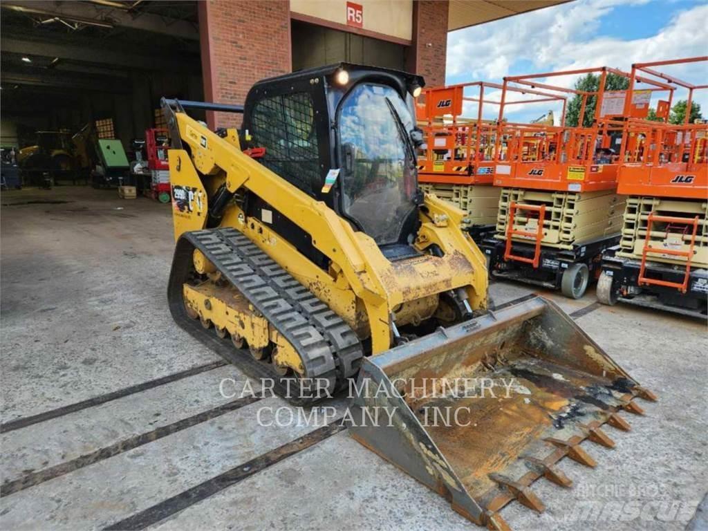 CAT 299D2 Smykem řízené nakladače