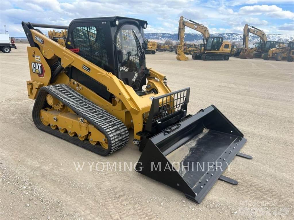 CAT 299D3 Smykem řízené nakladače