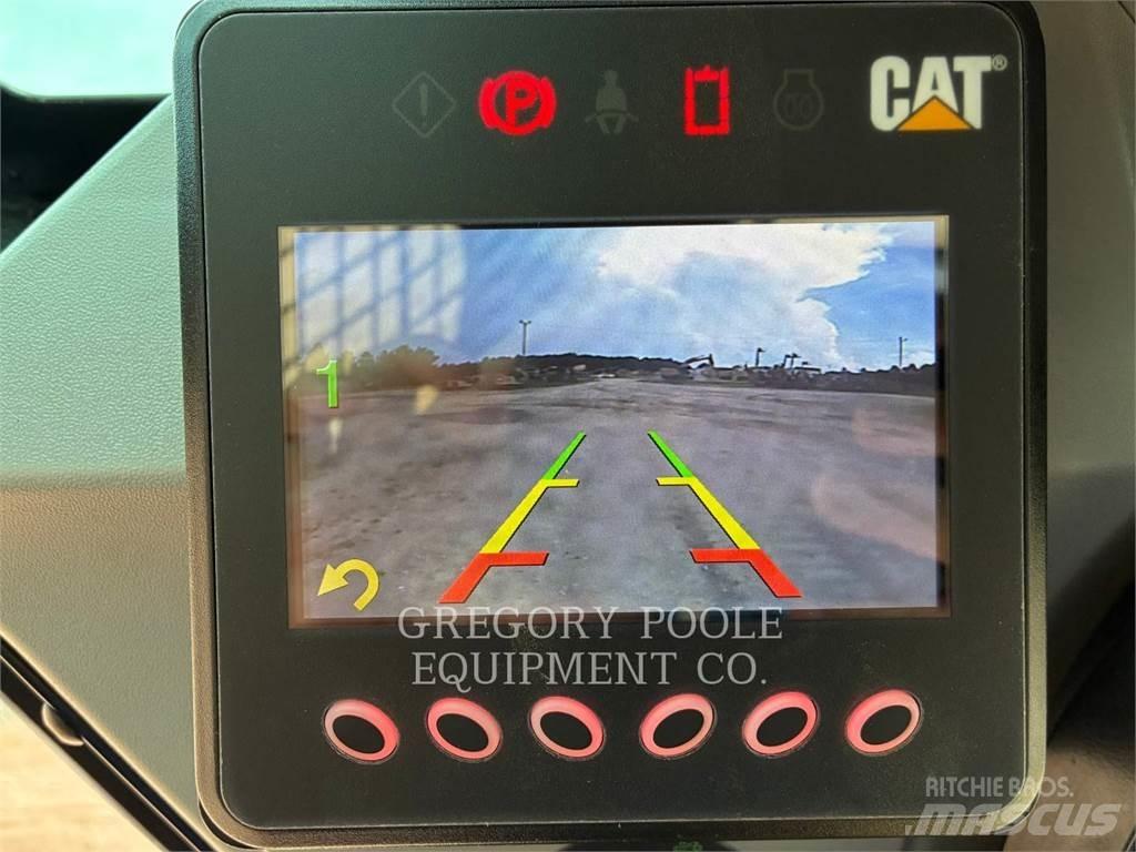 CAT 299D3 Pásové nakladače