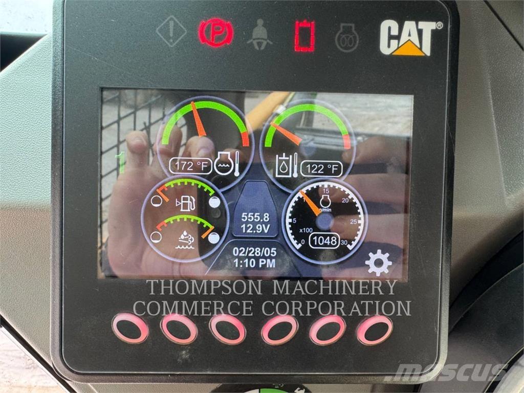 CAT 299D3 Pásové nakladače