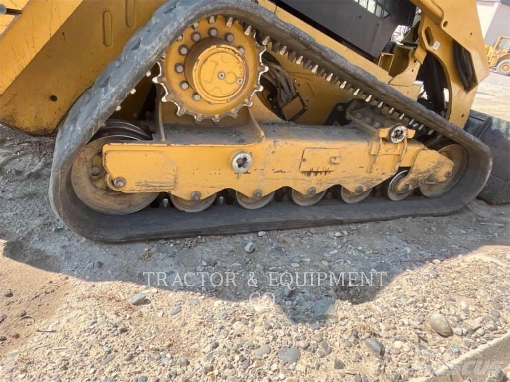 CAT 299D3 XE Smykem řízené nakladače