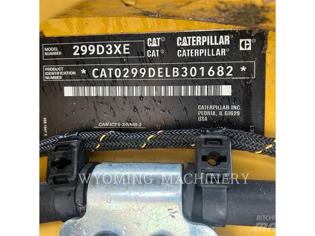 CAT 299D3 XE Smykem řízené nakladače
