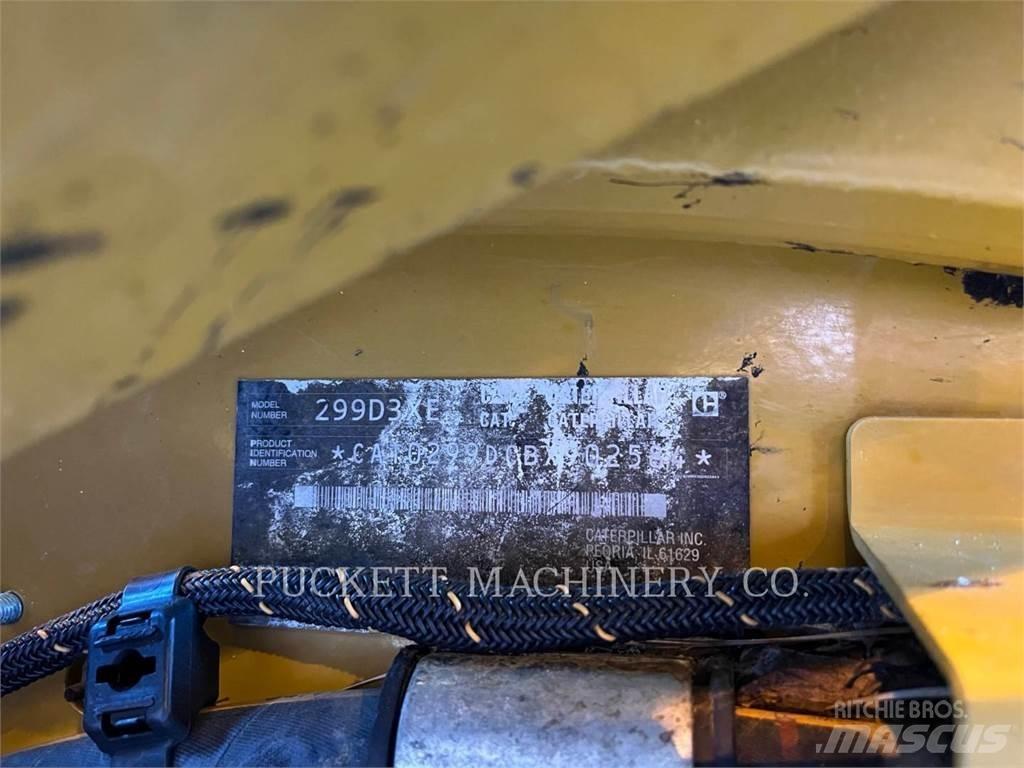 CAT 299D3XE Pásové nakladače