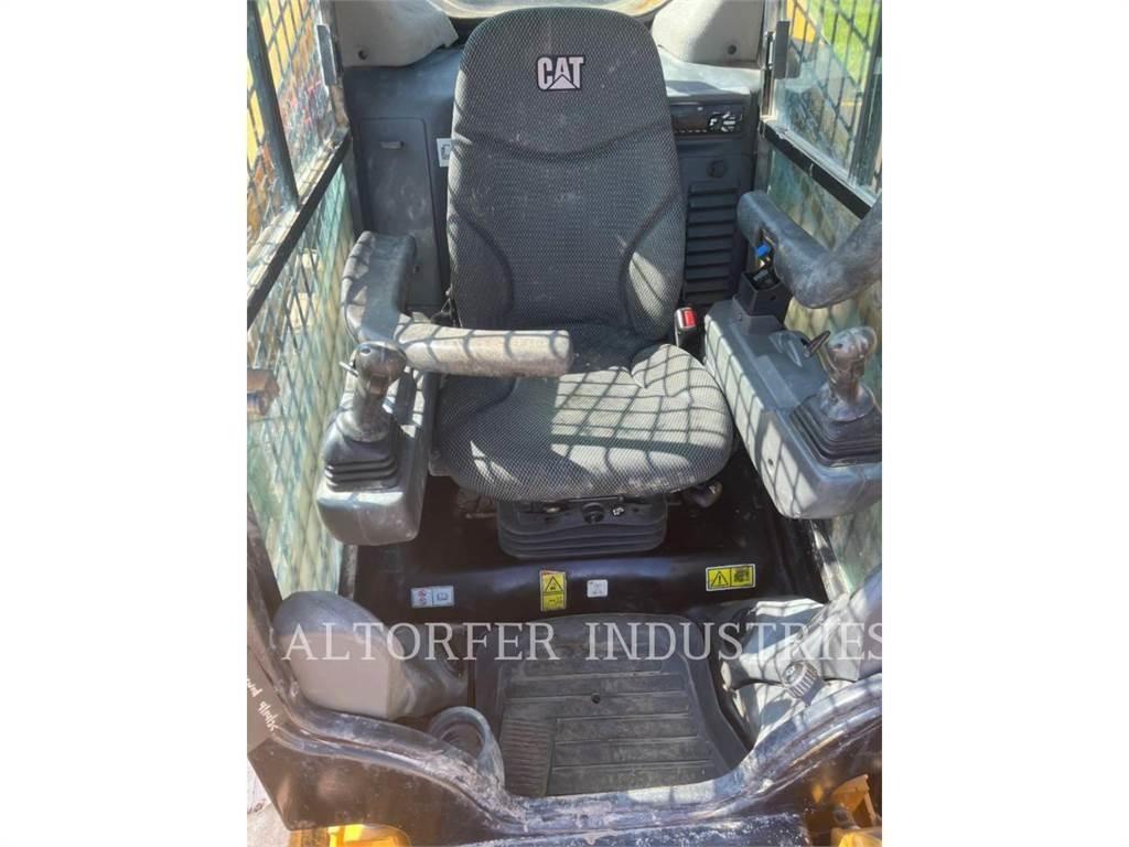 CAT 299D3XE Pásové nakladače