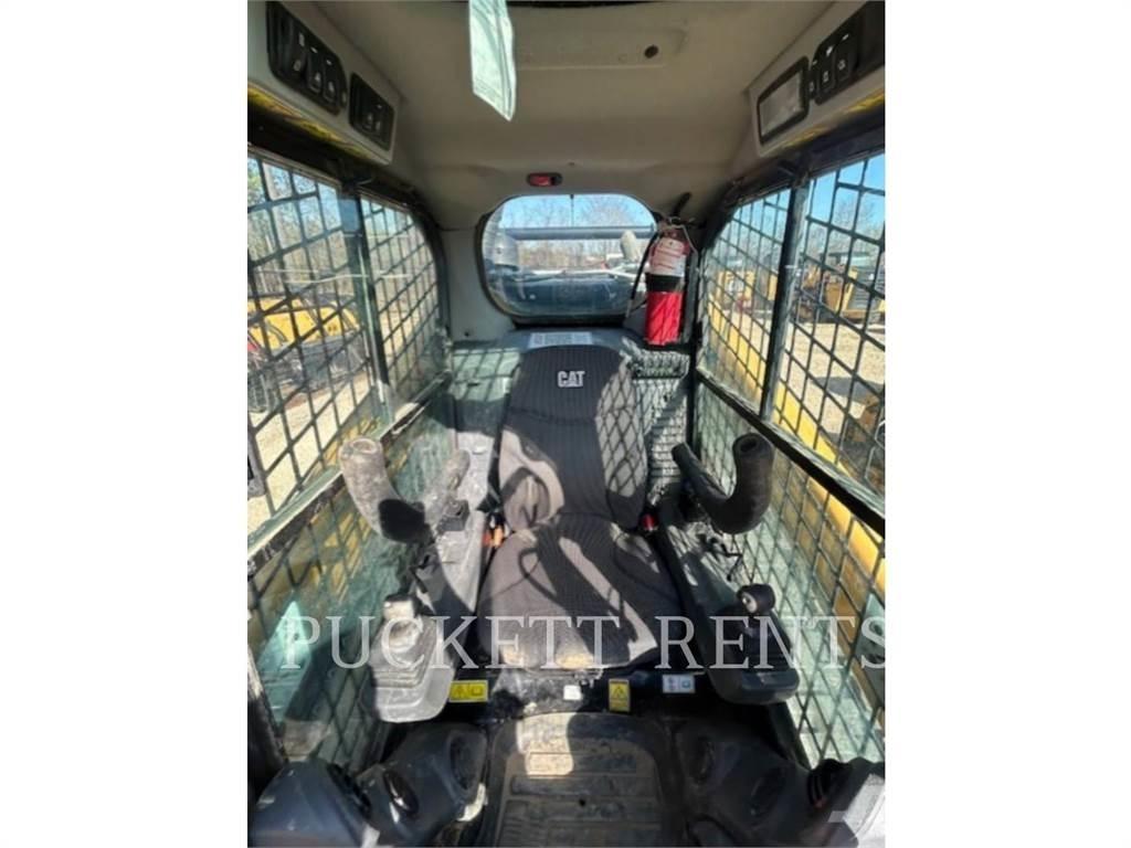CAT 299D3XE Pásové nakladače