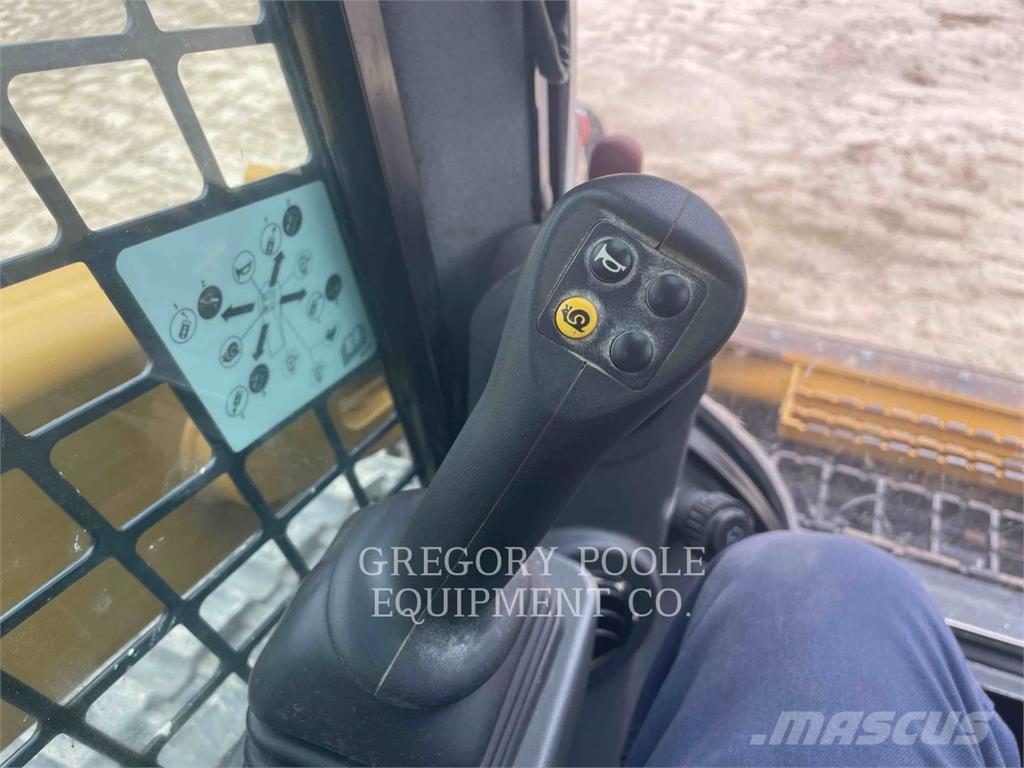 CAT 299D3XE Pásové nakladače