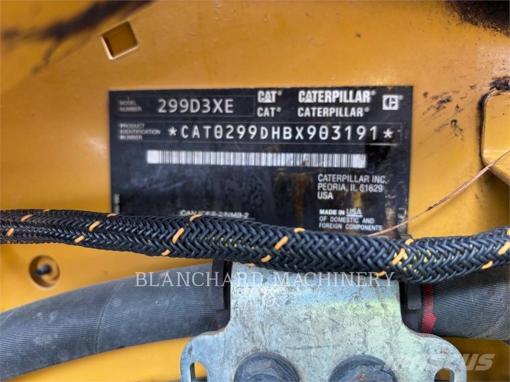 CAT 299D3XE Pásové nakladače