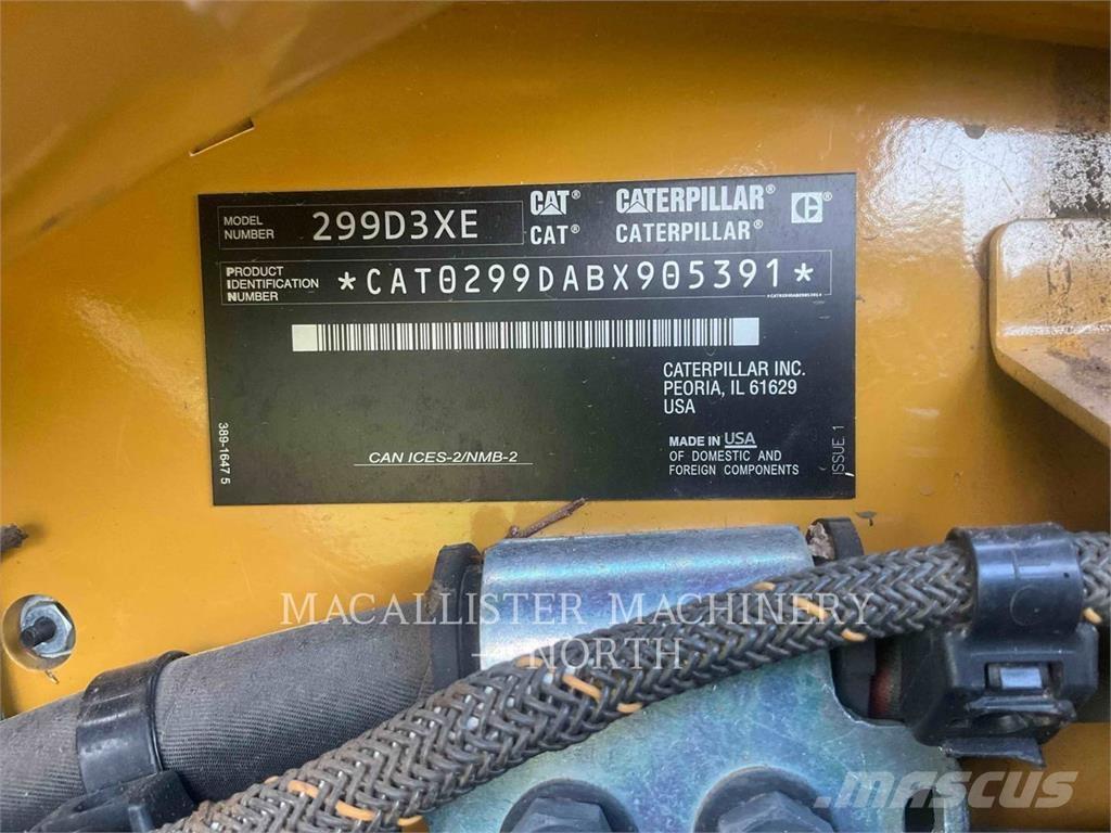 CAT 299D3XE AQR Smykem řízené nakladače