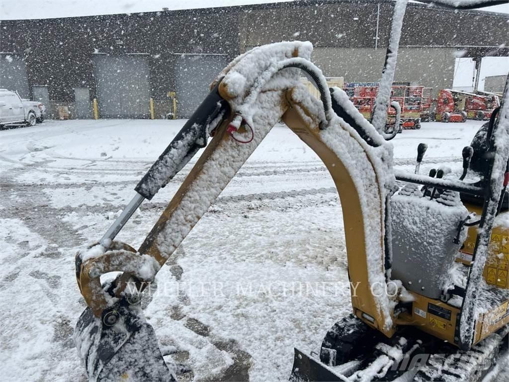 CAT 300.9D Pásová rýpadla