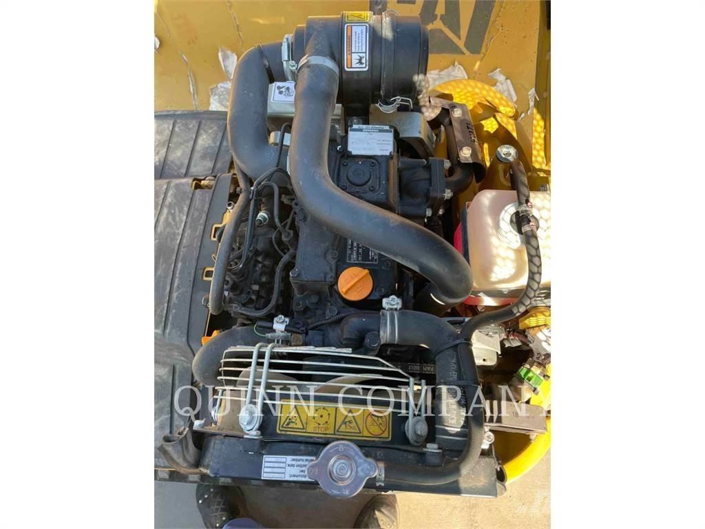 CAT 300.9D Pásová rýpadla