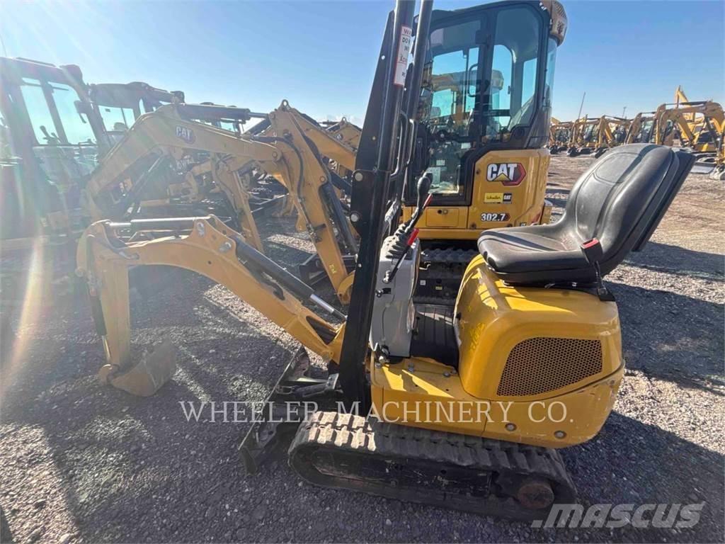 CAT 300.9D Pásová rýpadla