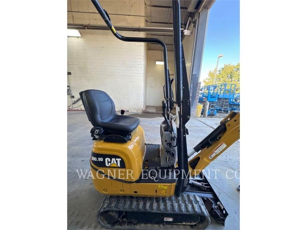 CAT 300.9D Pásová rýpadla