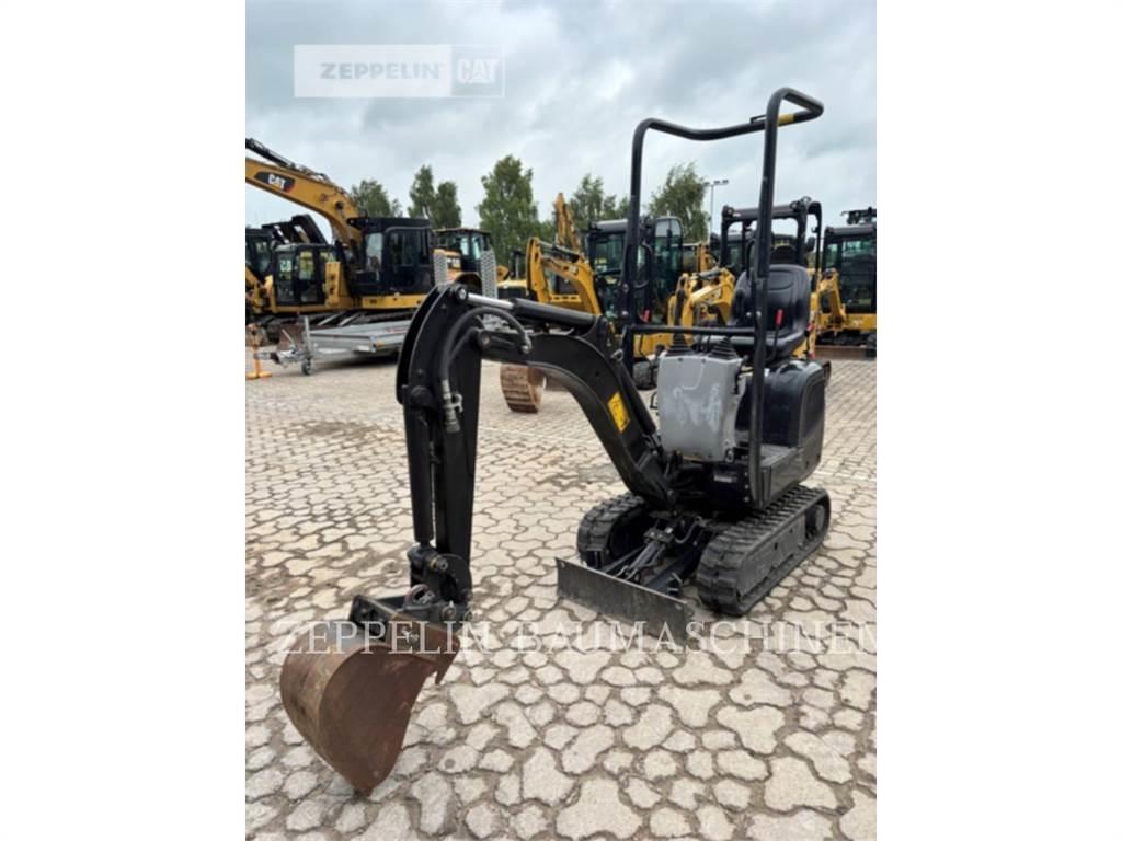 CAT 300.9D Pásová rýpadla