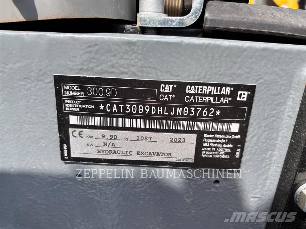 CAT 300.9D Pásová rýpadla
