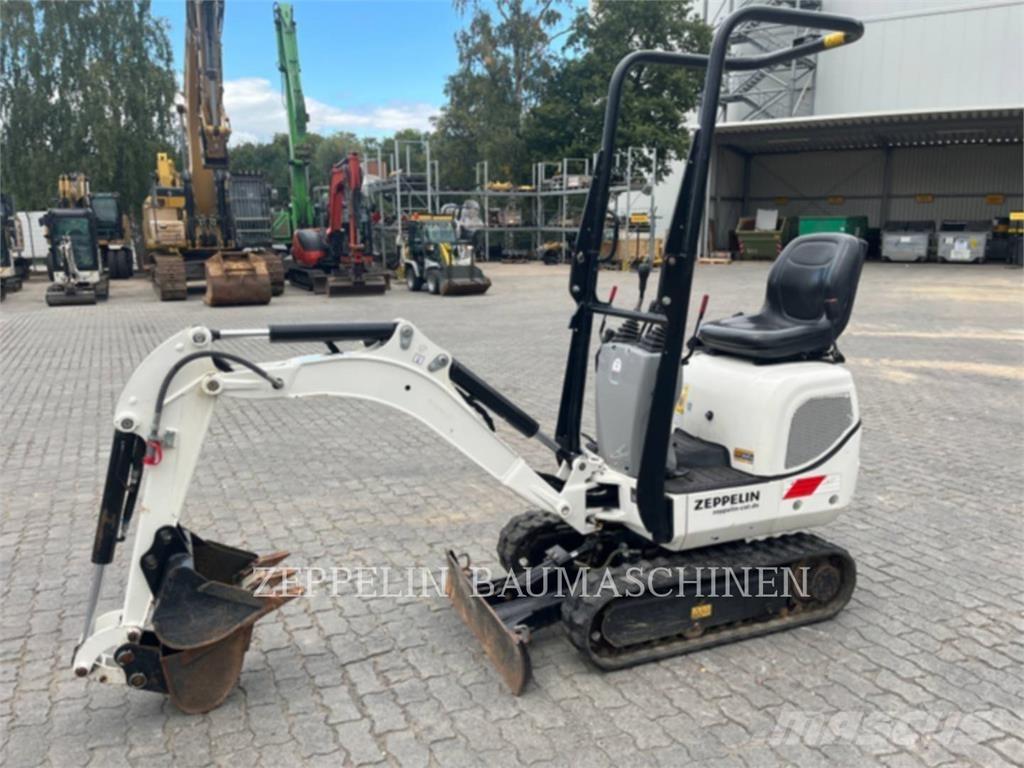 CAT 300.9D Pásová rýpadla