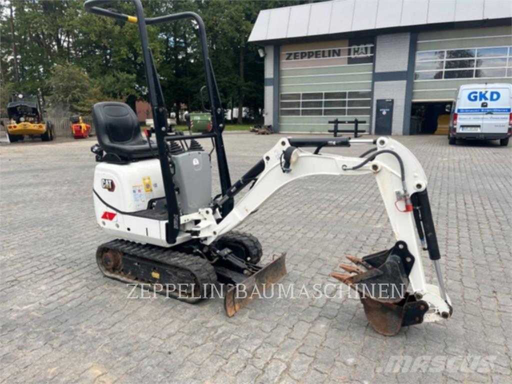 CAT 300.9D Pásová rýpadla