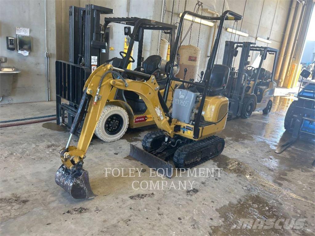 CAT 300.9DSO Pásová rýpadla