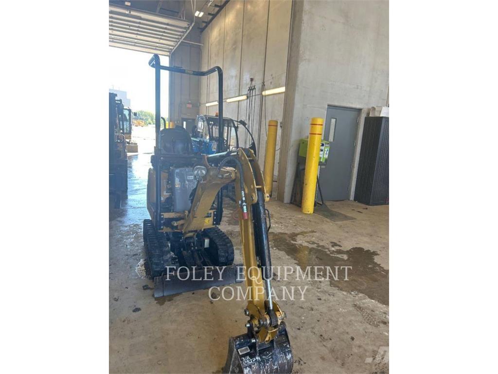 CAT 300.9DSO Pásová rýpadla