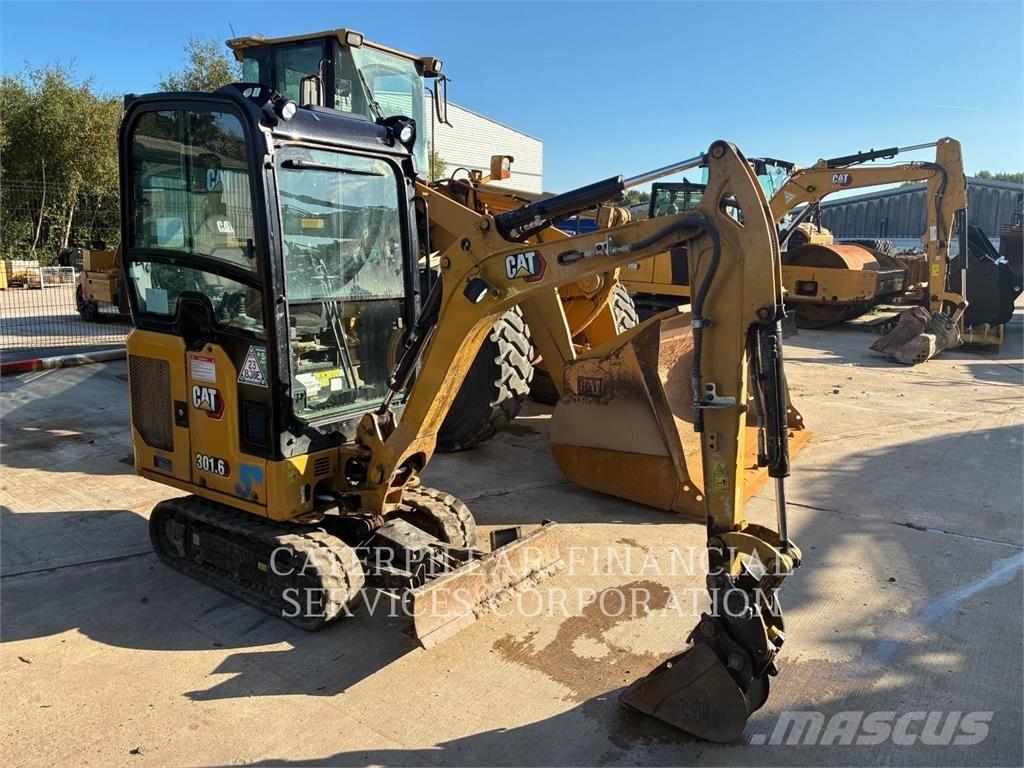 CAT 301.6-05 Pásová rýpadla