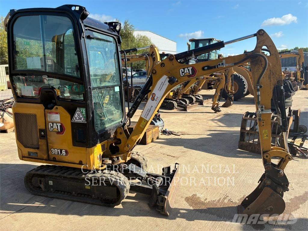 CAT 301.6-05 Pásová rýpadla