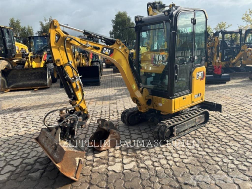 CAT 301.6-05A Pásová rýpadla